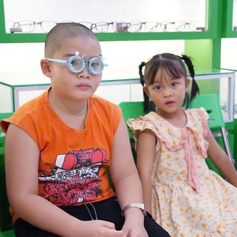 Cận thị trẻ em