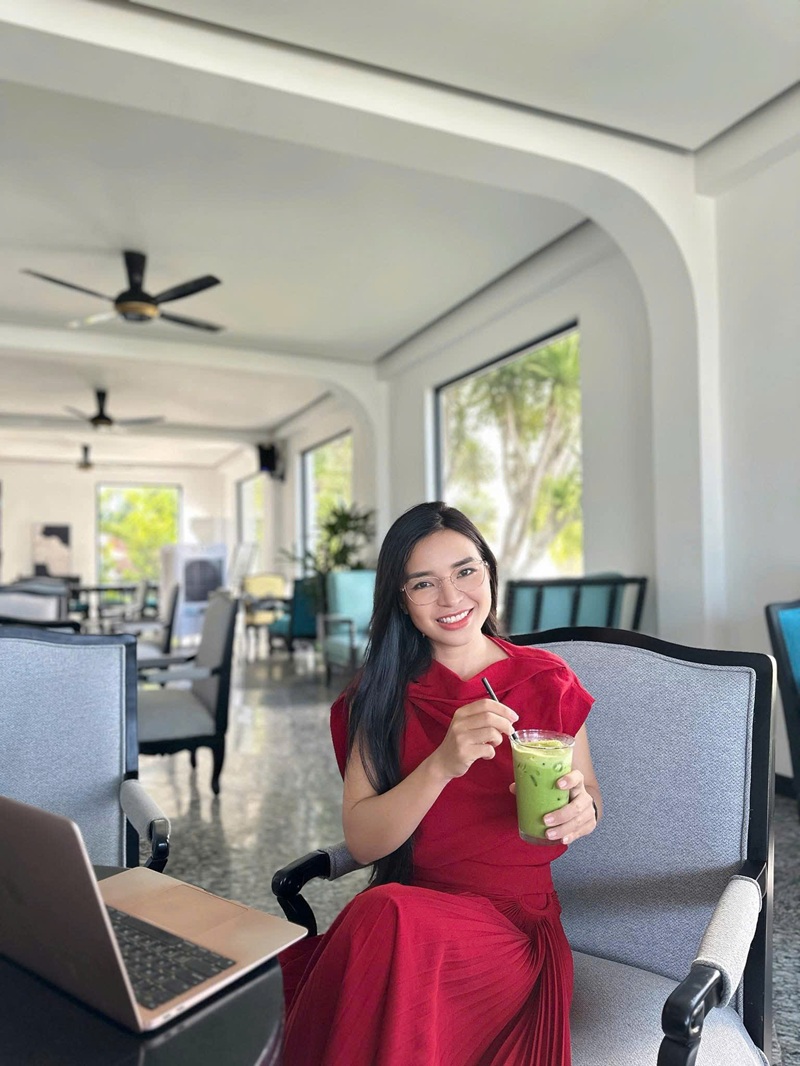 8/10 là cận bao nhiêu độ