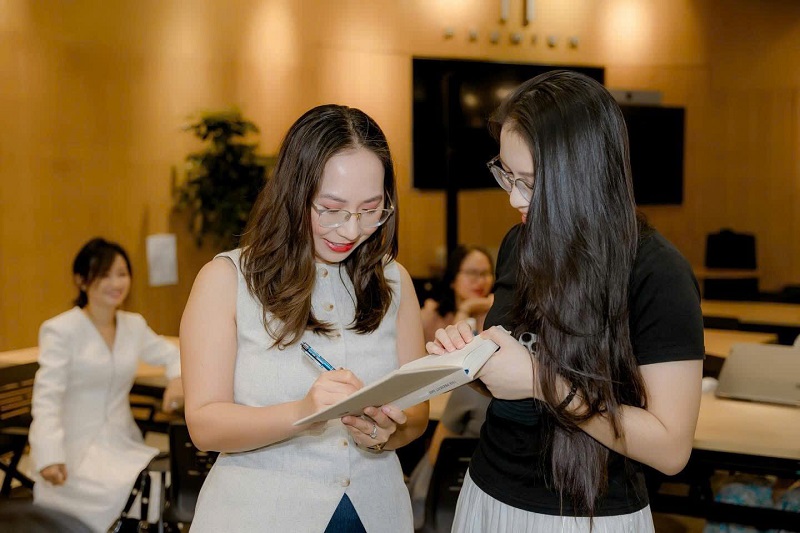 Loạn thị bao nhiêu độ phải đeo kính