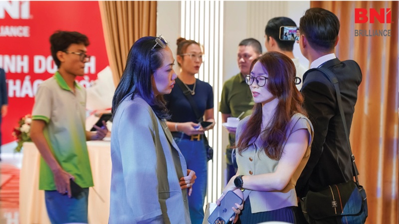 Cách hạn chế tăng độ cận
