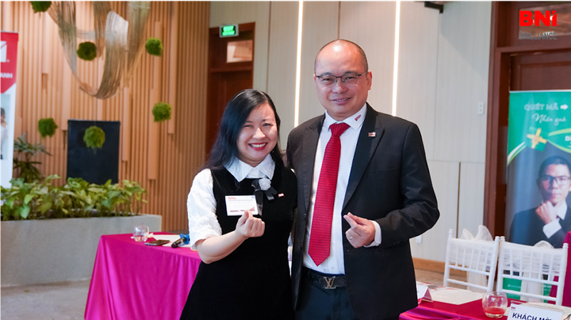 Đau đầu chóng mặt buồn nôn
