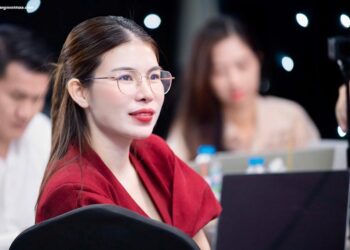 Cận 0 5 độ có nên đeo kính không