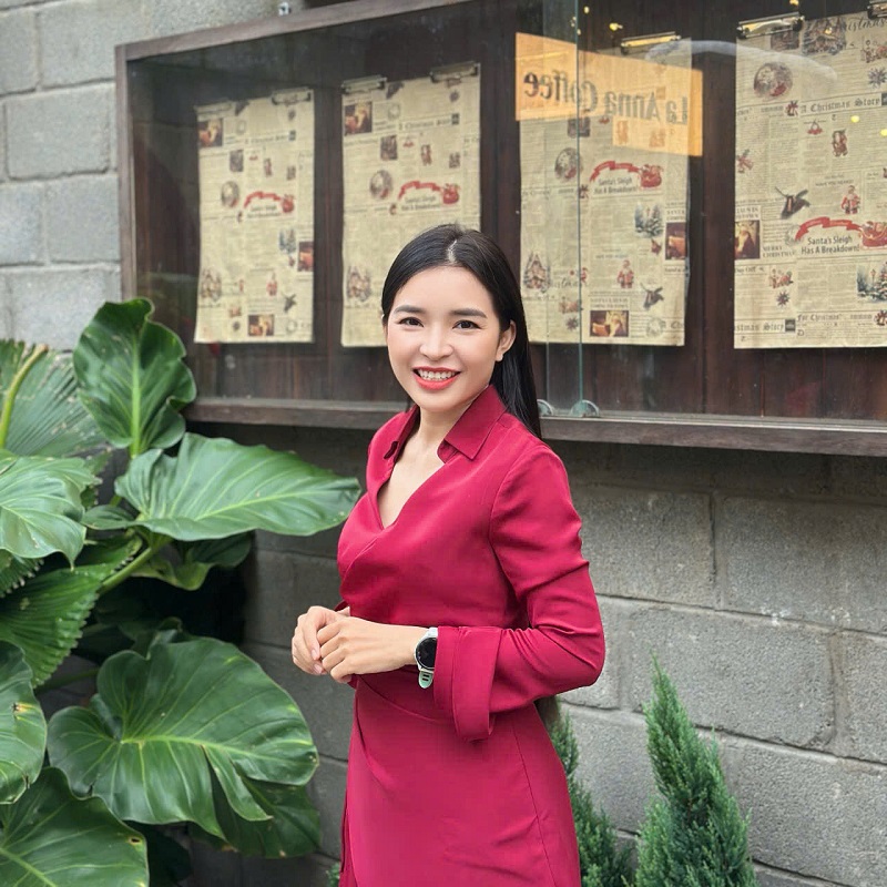 Cận 1 độ