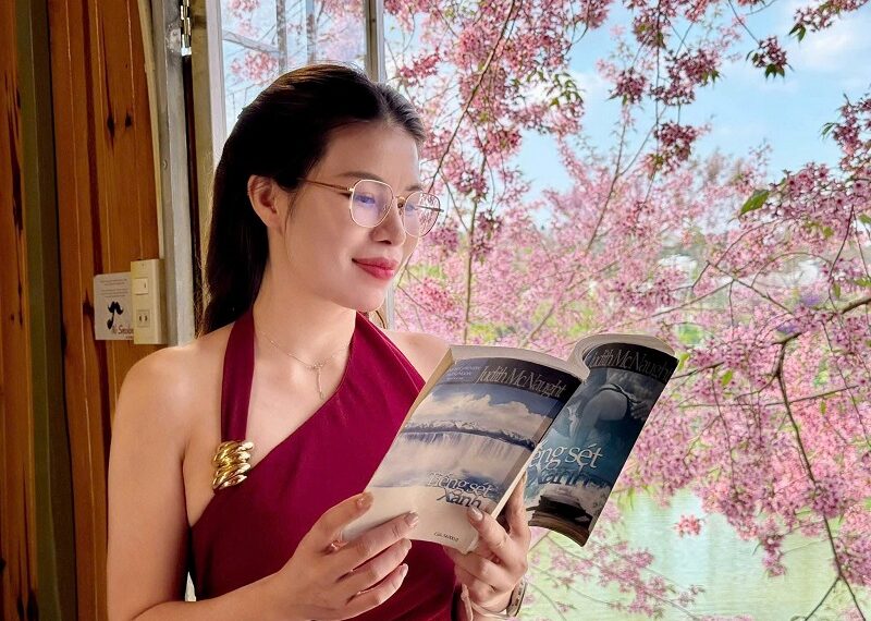 Cận 1 mắt có nên đeo kính không