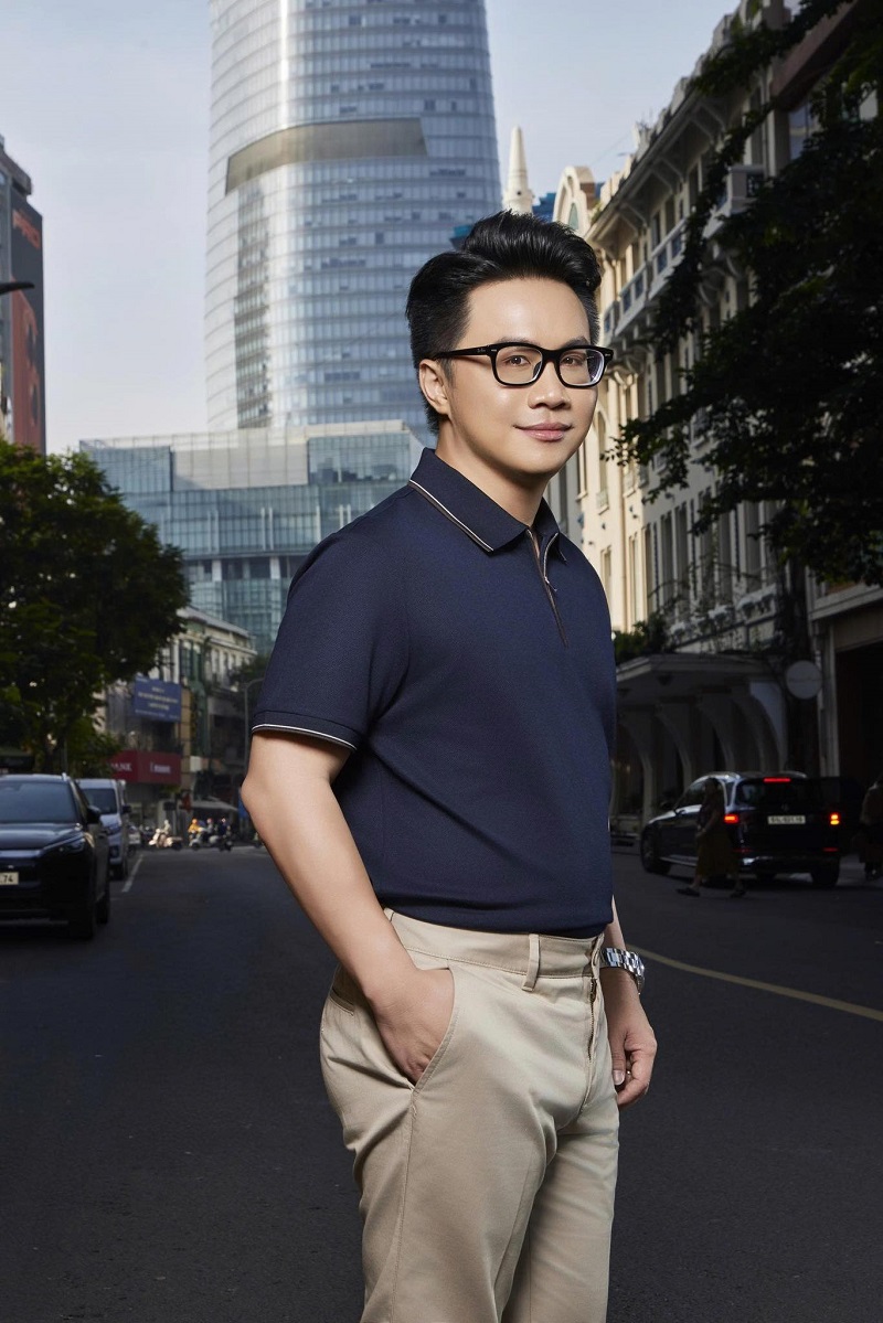 Cận 4 diop có nặng không