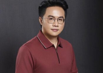 Cận 4 độ có nặng không