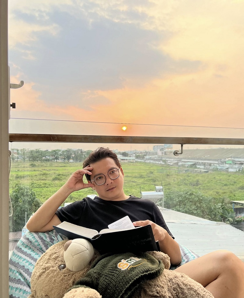 Mắt kính BUTITAN