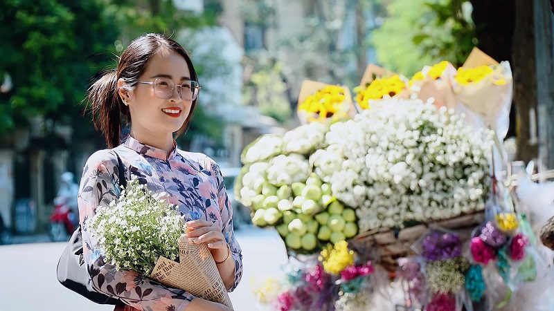 Mắt kính BUTITAN