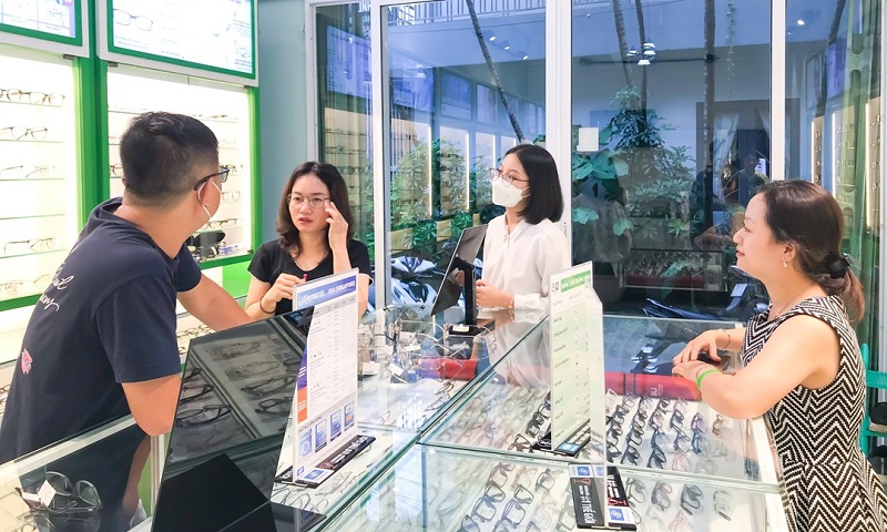 Bác sĩ mắt