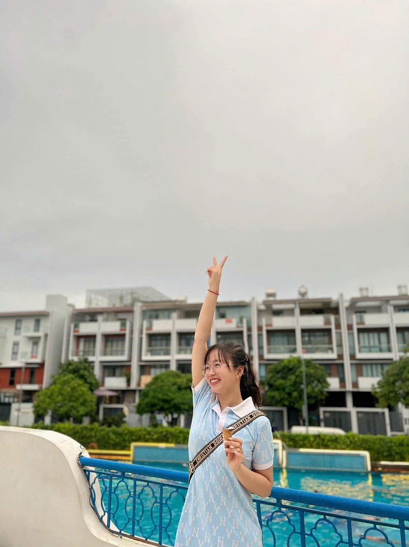 Tròng kính chống ánh sáng xanh