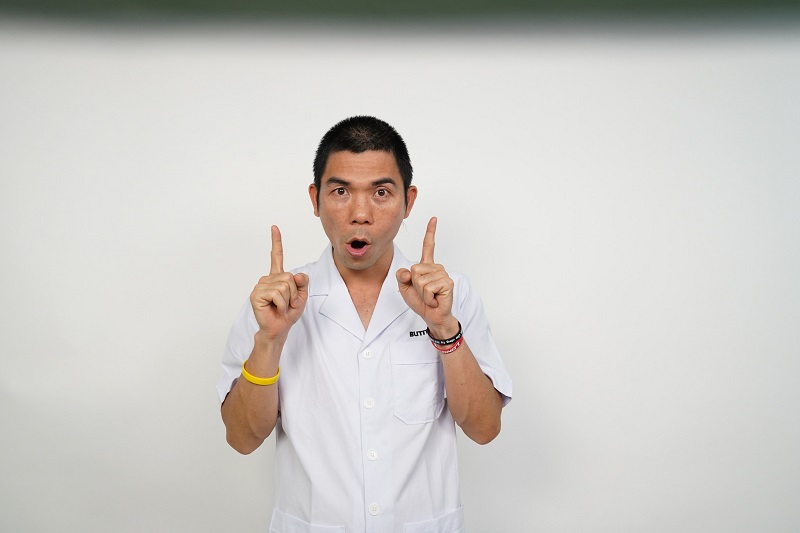 Mắt kính BUTITAN