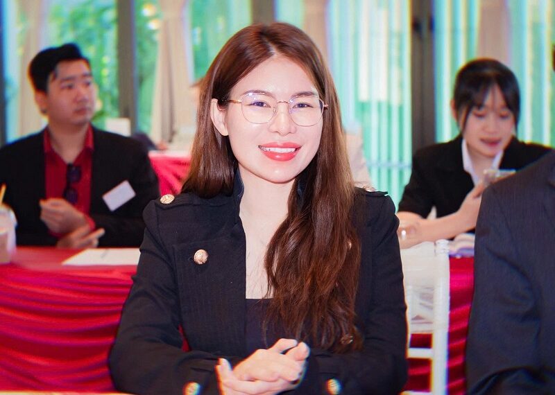 Cận 2 25 độ là nặng hay nhẹ