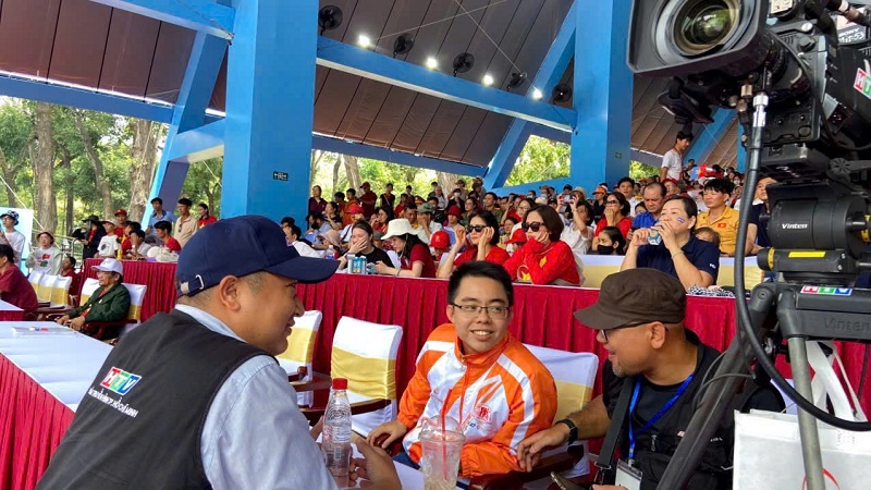 Mắt kính BUTITAN