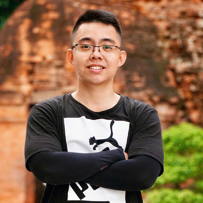 Cận 4 độ có nặng không