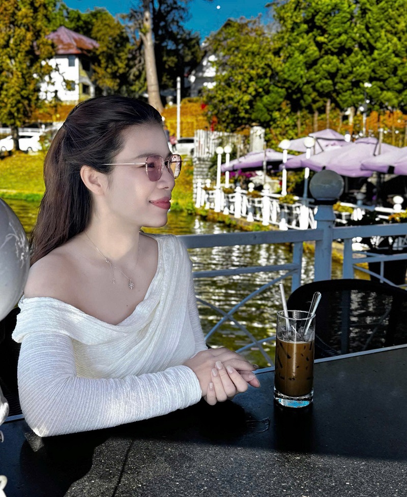 Mắt 6/10 cận mấy độ