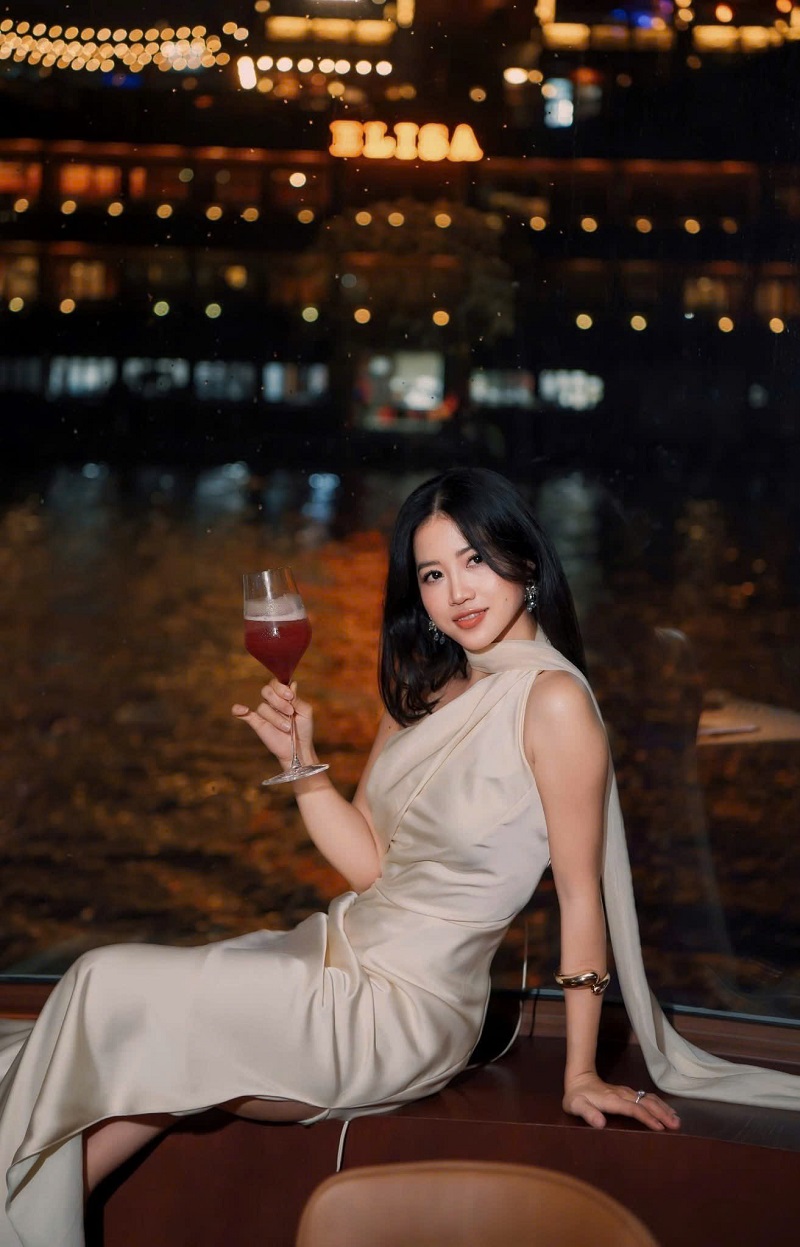 Mắt kính BUTITAN