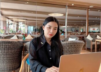 Độ cận cao nhất là bao nhiêu