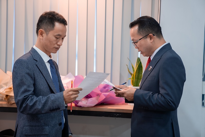 Phùng Huy Hòa BUTITAN