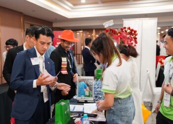 Góc nhìn của người bị loạn thị