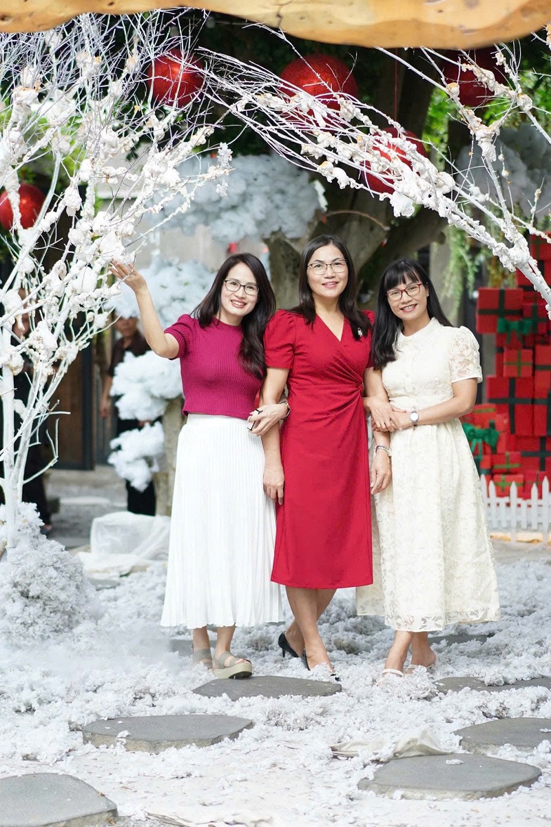 Mắt kính BUTITAN