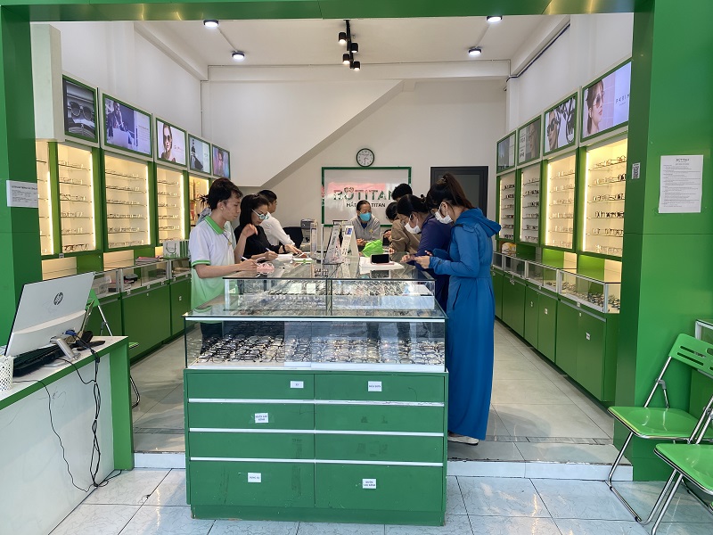 Dấu hiệu bị cận thị
