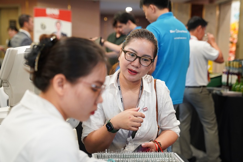 Đo khúc xạ mắt