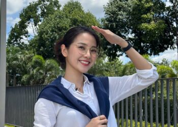 Cận bao nhiêu độ thì đeo kính