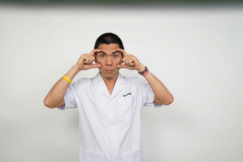 Mắt kính BUTITAN