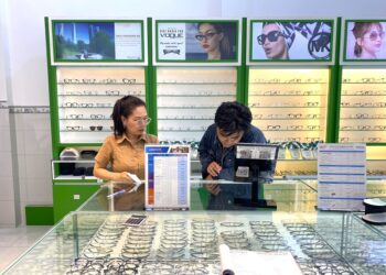 Thâm quầng mắt là thiếu chất gì