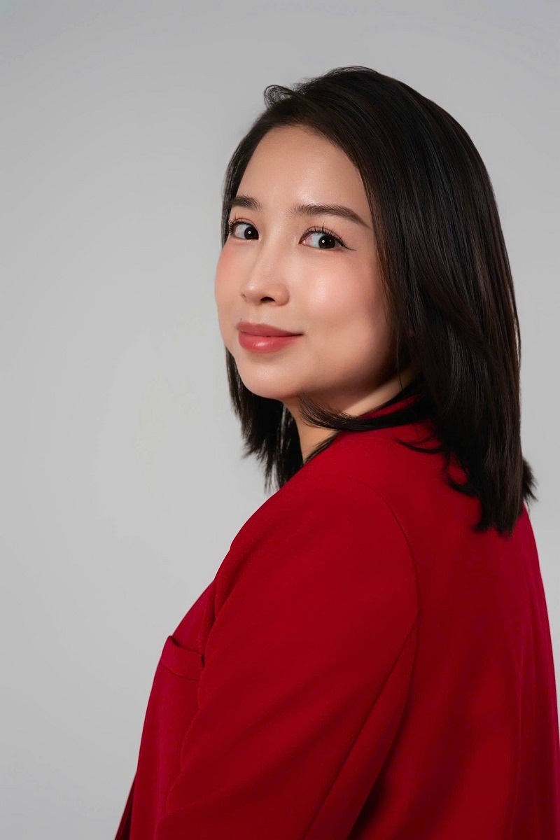 Mắt kính BUTITAN