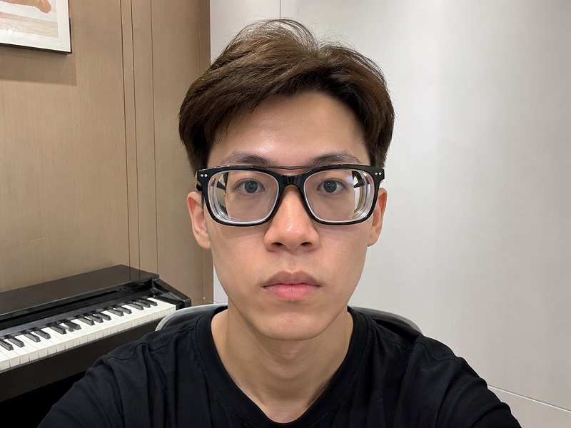 Kính cận 10 độ
