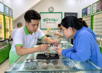 Đổi tròng từ gọng cũ sang gọng mới