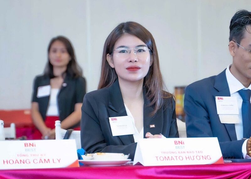 Loạn thị có hết không