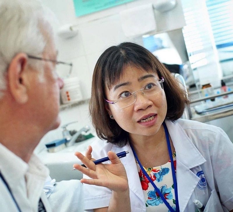 Bác sĩ khám mắt giỏi ở Hà Nội