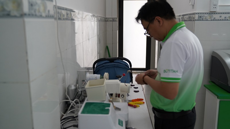 Đệm mũi mắt kính bị gãy