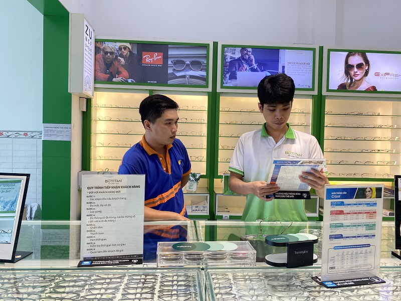 Đo khám kính cận