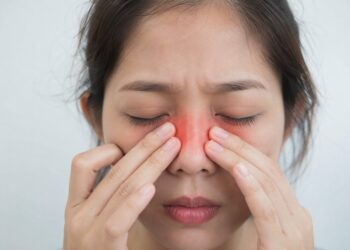 Viêm xoang có làm mờ mắt không
