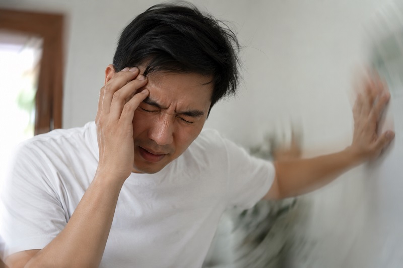 Mắt kính BUTITAN