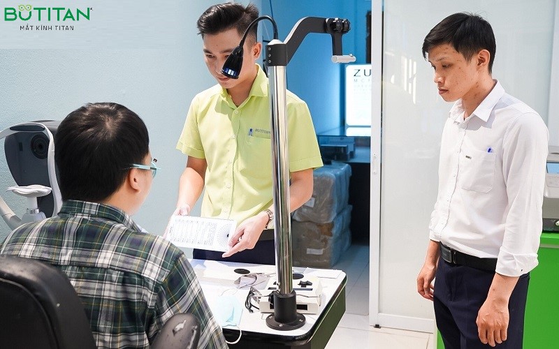 Chứng chỉ kỹ thuật viên kính thuốc TPHCM