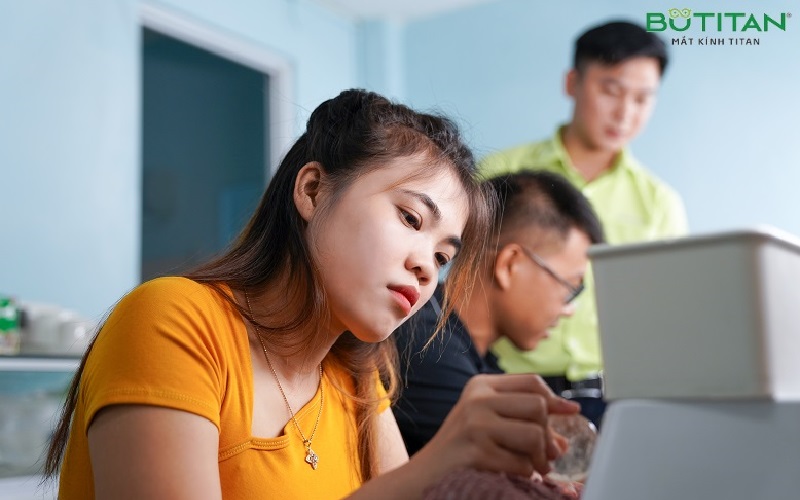 Phùng Huy Hòa BUTITAN