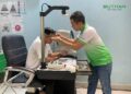 Lão thị có cần đeo kính không
