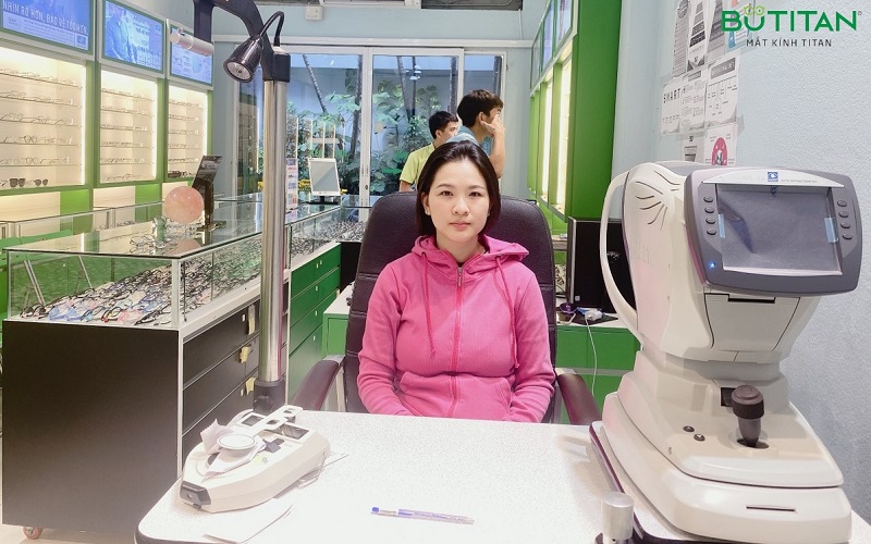 Loạn thị 1 bên mắt